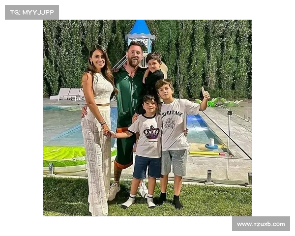 梅西晒家庭合照致谢:有你们在,我的每一场胜利更有意义(梅西一家五口) 梅西晒家庭合照致谢:有你们在,我的每一场胜利更有意义(梅西一家五口)