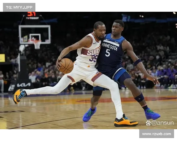 火力全开!爱德华兹首节分轰下,完美表现引领球队(爱德华兹视频集锦) 火力全开!爱德华兹首节分轰下,完美表现引领球队(爱德华兹视频集锦)